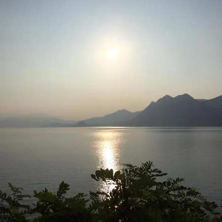 Daire Pleasant Apartment In Verbania Near Lakebeach